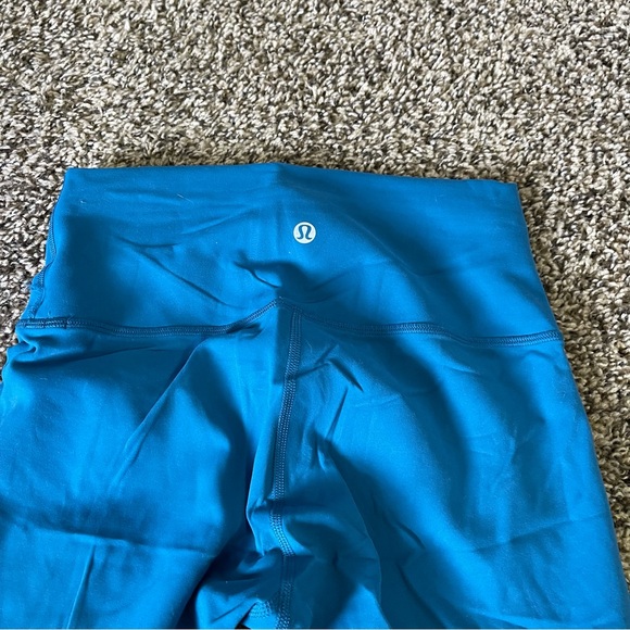 WUNDER TRAIN HIGH-RISE TIGHT 25" color Capri size 6 - Picture 4 of 4